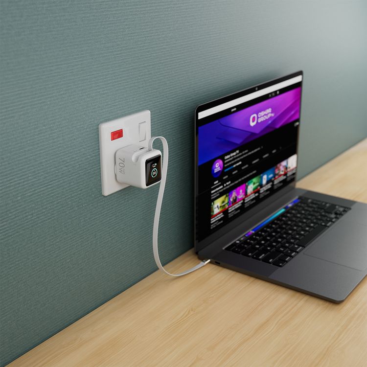 Powerology Halo Dual-Port GaN Charger: 70W Fast Charging with Cable