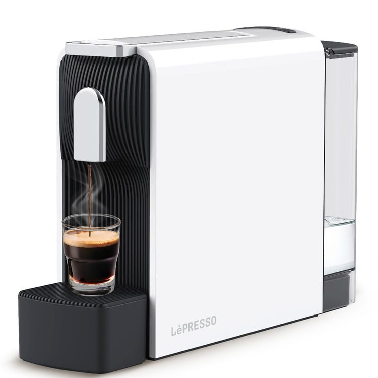Compact 19-Bar Espresso Machine with Powerful Italian Pump for Home Baristas